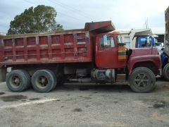 Mack R Model 6x4