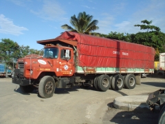 Mack DM600 8x4