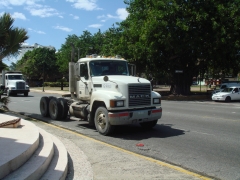 Mack CH613