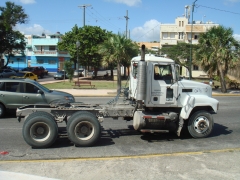 Mack CH613 Maxicruise