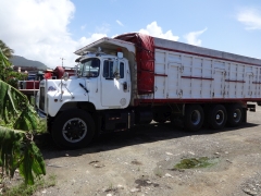 Mack DM600 8x4