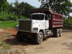 Mack SuperLiner 6x4