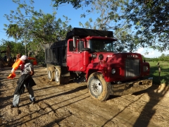 Mack R Model 6x4