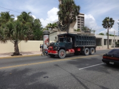 Mack R Model 6x4