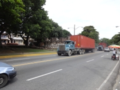 Mack SuperLiner