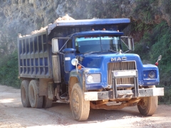 Mack R Model 6x4