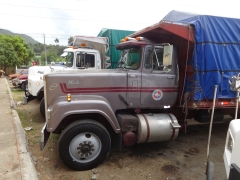 Mack SuperLiner 6x4