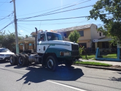 Mack CH613