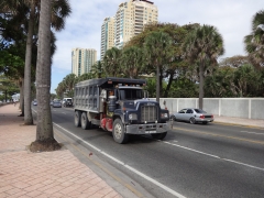 Mack R Model 6x4