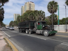 Mack SuperLiner