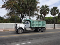 Mack SuperLiner 6x4