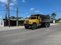 Mack R Model 6x4