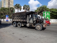 Mack R Model 6x4