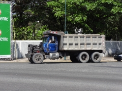 Mack R Model 6x4