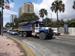 Mack R Model 6x4