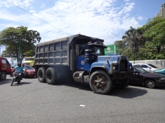 Mack R Model 6x4