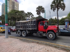 Mack R Model 6x4