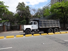 Mack R Model 6x4