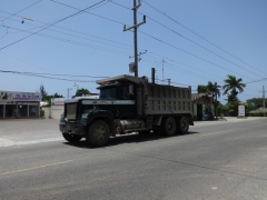 Mack SuperLiner 6x4