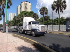 Freightliner FLD120