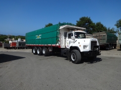 Mack DM600 8x4