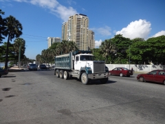 Mack SuperLiner 8x4 