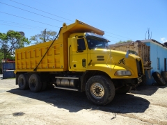 Mack Vision 6x4