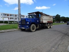 Mack R Model 6x4