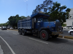 Mack DM800 6x4