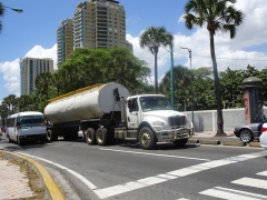 Freightliner M2 106