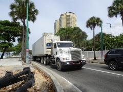 Freightliner FLD120