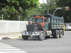 Mack R Model 6x4