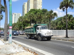 Mercedes Benz 4x2 