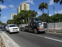 Mack CH613