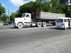 Peterbilt 377 