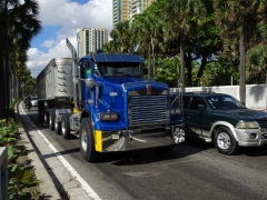 Kenworth T800 8x4