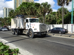 Freightliner FLD120 SD 6x4 