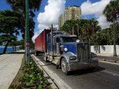 Kenworth W900