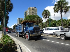 Mack DM800 6x4