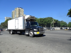 Freightliner M2 102 4x2