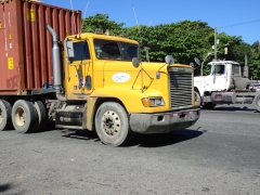 Freightliner FLD120