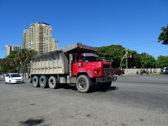 Mack DM600 8x4 