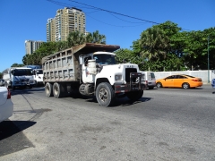 Mack R Model 6x4