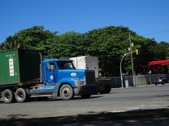 Freightliner FLD120 