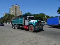 Mack R Model 6x4