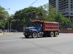 Mack RD 6x4