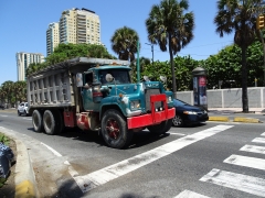 Mack R Model 6x4