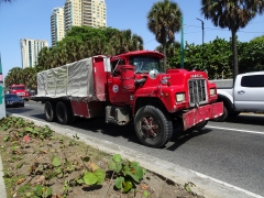 Mack R Model 6x4