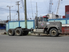 Mack Superliner