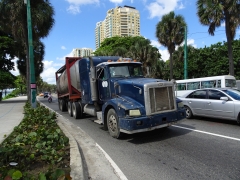 Peterbilt 377